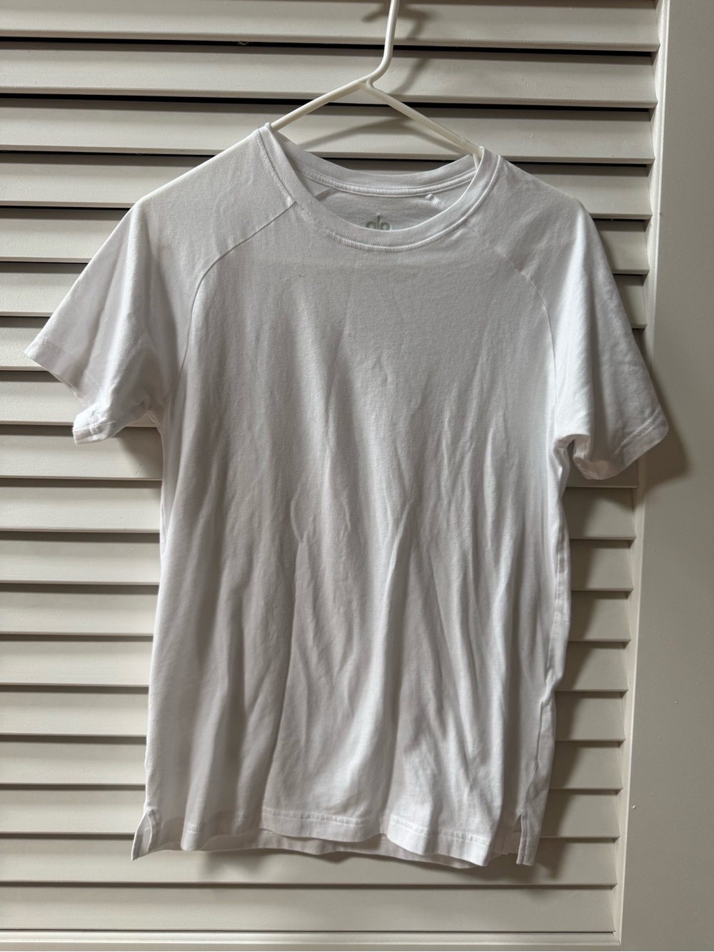 ALO Yoga Men's White Short Sleeve Crew Tee